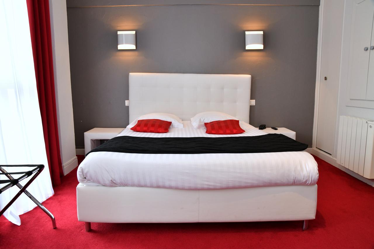 Hotel Le Square Aurillac Kültér fotó